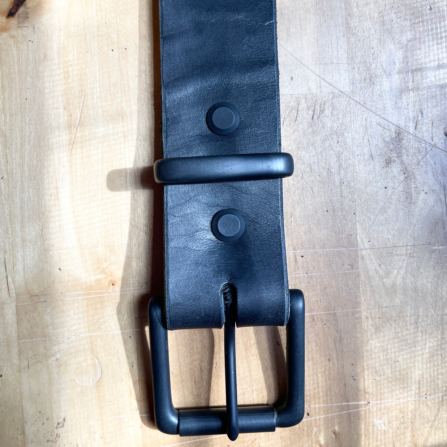 Rugged Single-Tongue Leather Belt