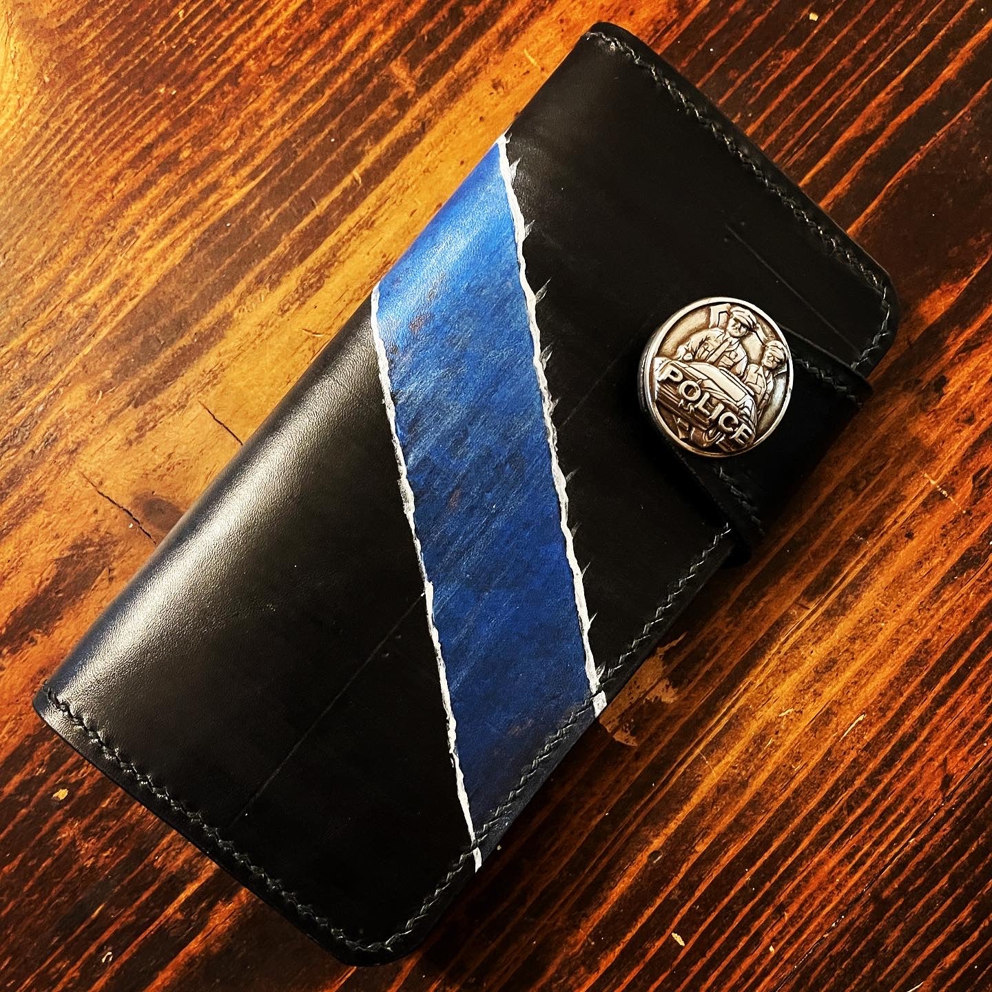 long wallet blue