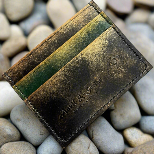 The ‘DaVinci’ Luxury Card Wallet in Emerald & Black